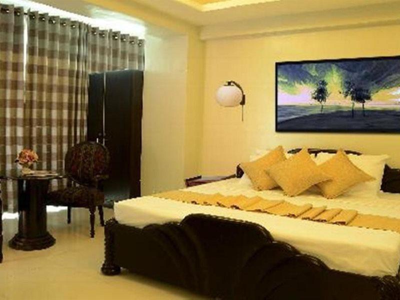 Silver Oaks Suites & Hotel Manila Exterior foto